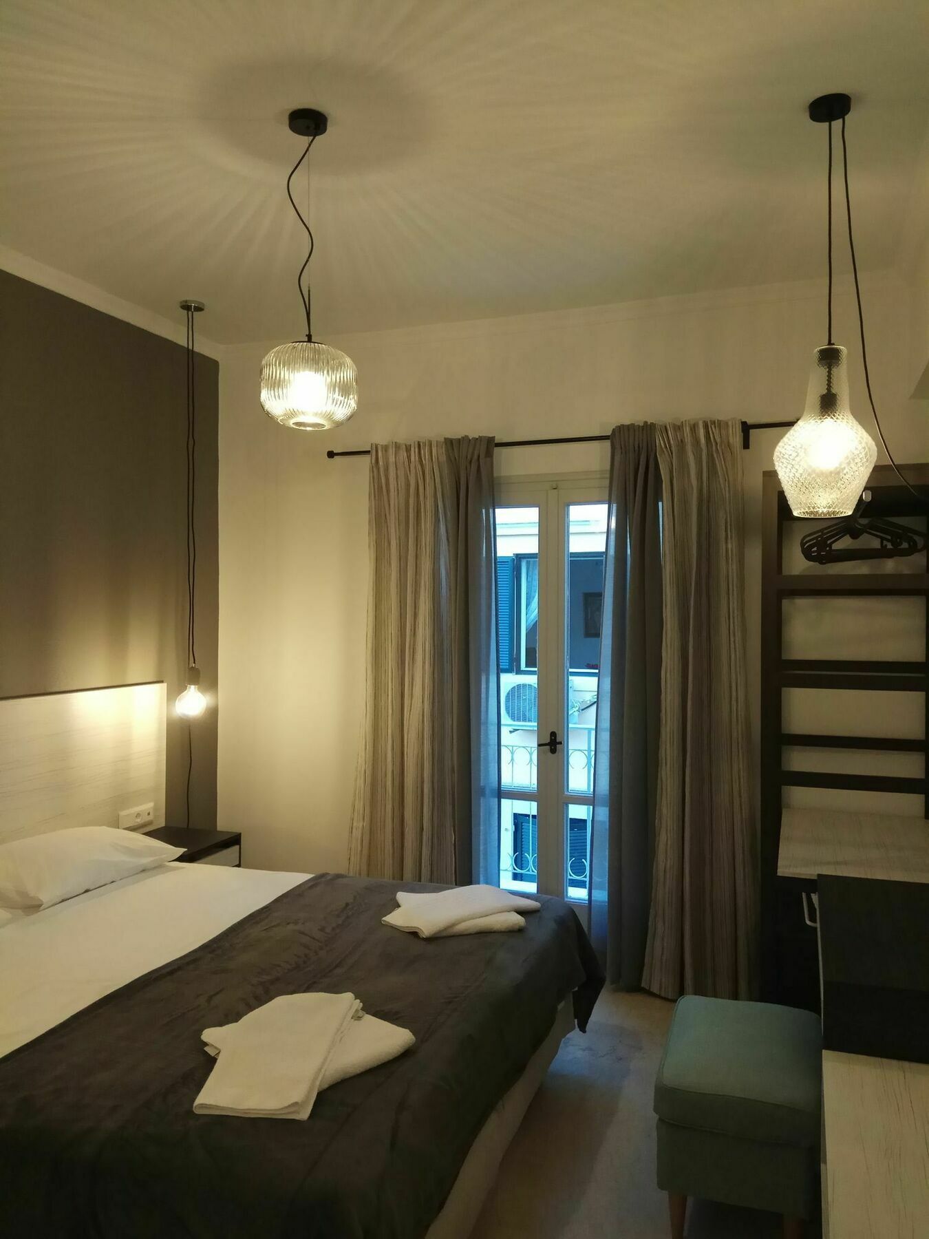 Loc Hospitality Urban Suites Korfu Dış mekan fotoğraf