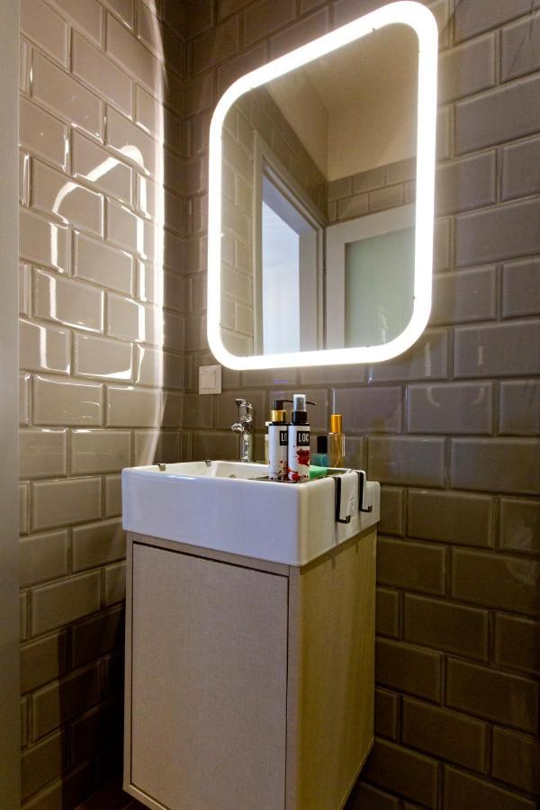 Loc Hospitality Urban Suites Korfu Dış mekan fotoğraf